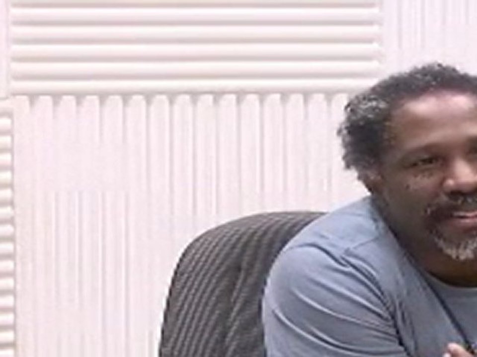 7h15 reçoit Jimmy ADJOVI BOCO Association DIAMBARS Emission du 9/12/11