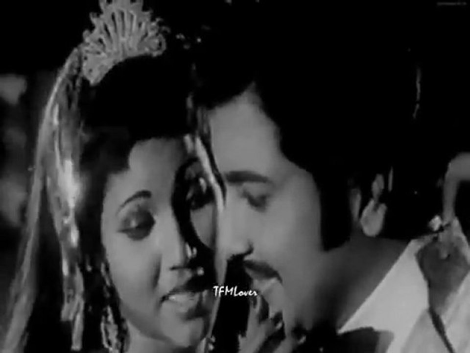 Oru Kathal Devathai