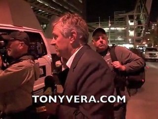 Documentary  LAPD evicting Occupy LA @ City Hall Park