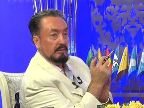 Sayın Adnan Oktar Fatih Erbakan'la görüşmesini anlatıyor. Ben Fatih Erbakan'ı Saadet Partisi'inin başında görmek isterim
