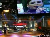 Serenay Sarıkaya - Söyle Buldunmu / Beyaz Show 09.12.2011