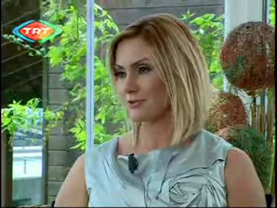 Zirvedekiler - Meltem Cumbul