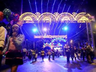 Colombie: 16 millions d'ampoules illuminent Medellin pour Noël