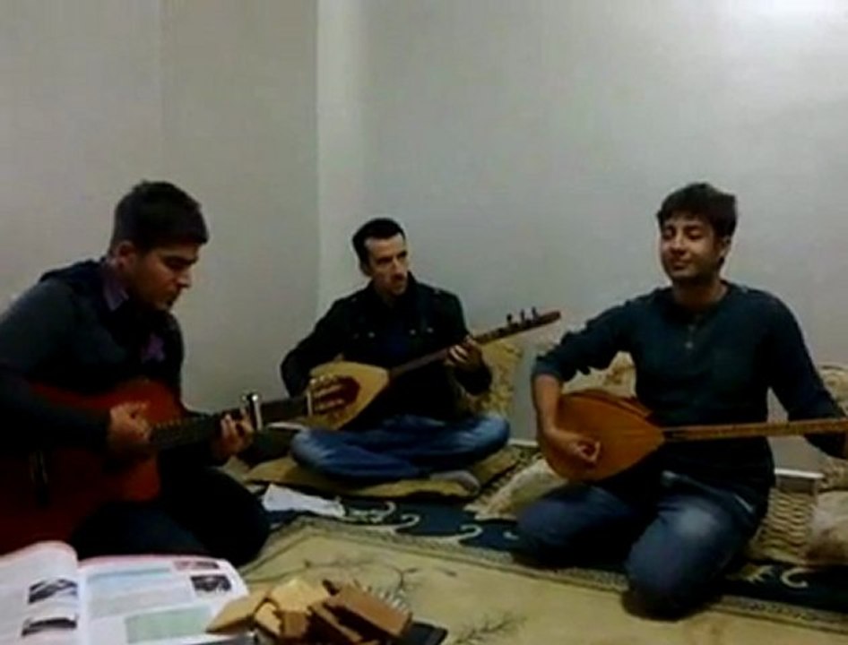 Ela Gözlüm -- Halit GÜNGÖRDÜ & Saz Arkadaşları ( Amatör Çekim Süper Yorum )