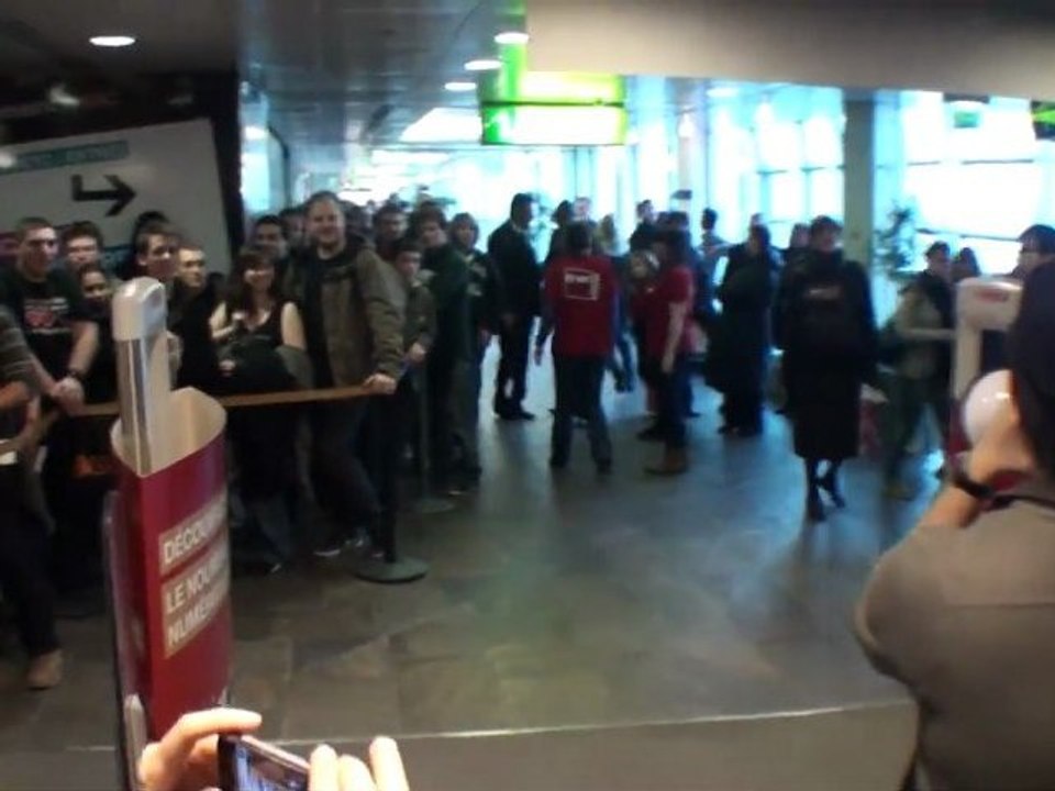 Annonce Saison 3 "Le visiteur du futur" à la FNAC Forum des Halles