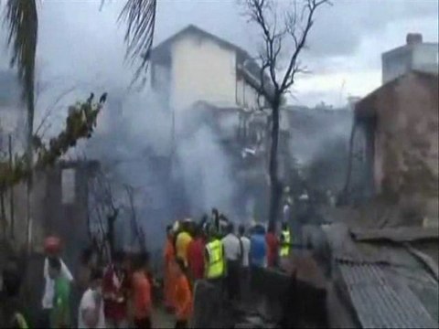 Manila Plane Crash kills 14 people in Parañaque City slum