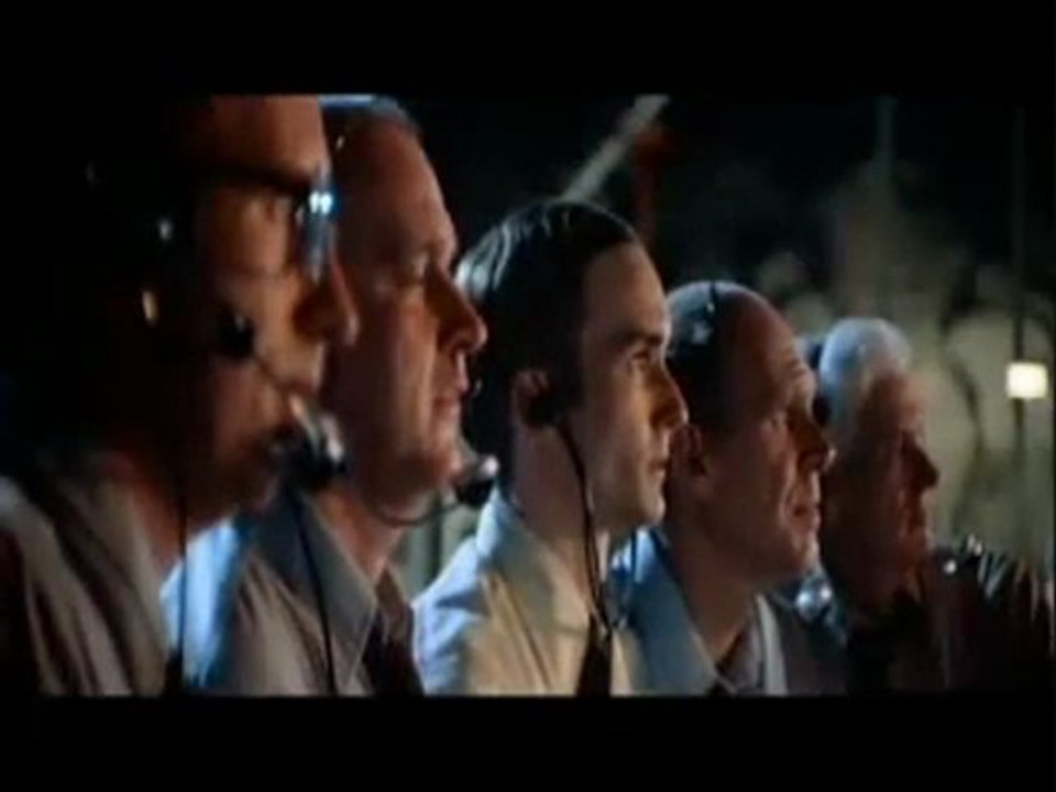 Spielberg. In late 1973 - UFO Arrives! 36- cosmic.spruz.com