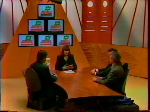 Publicité Lessive Ariel 1996