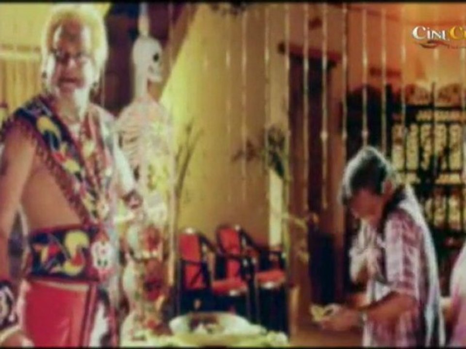 Excellent Action Scene From Taqdeerwala