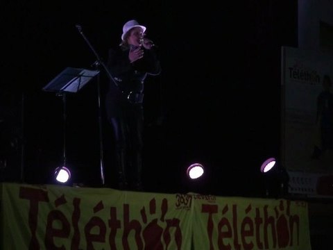 LYDIA marraine du TELETHON Charente Maritime 2011