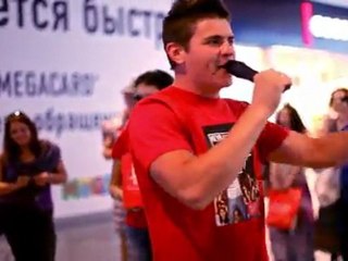 Артем Артемов, ведущий на промо акцию