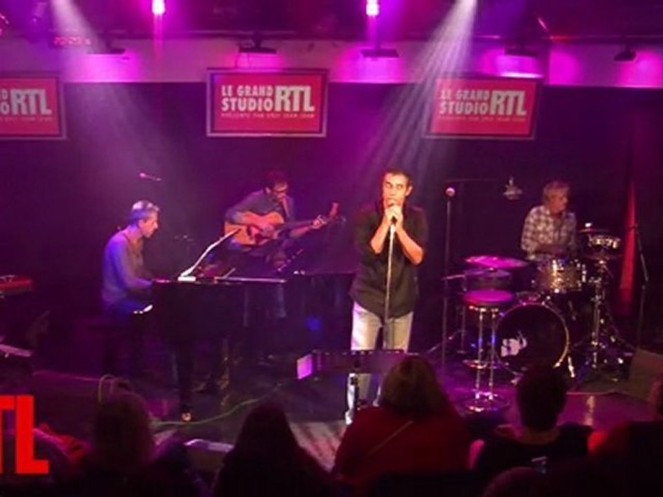 Julien Clerc - Le temps d'aimer en live dans le Grand Studio RTL