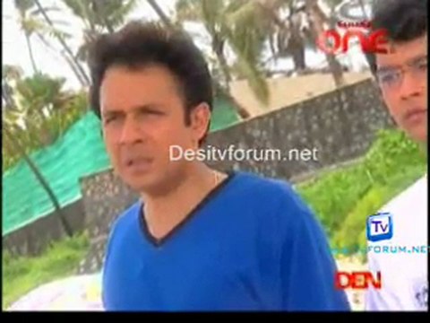 Woh Rehne Wali Mehlon Ki - 12th December 2011 - Part4