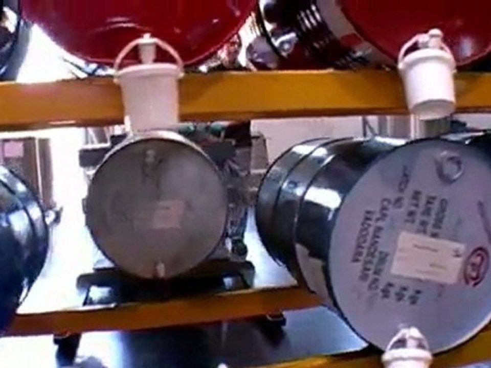 Producers Manufacture Fragrances Perfumes Creation Parfums Grasse Oil