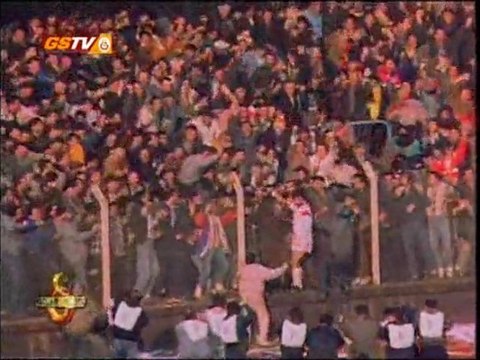 GALATASARAY NEUCHATEL XAMAX 1988 - GS CEYREK FINALDE