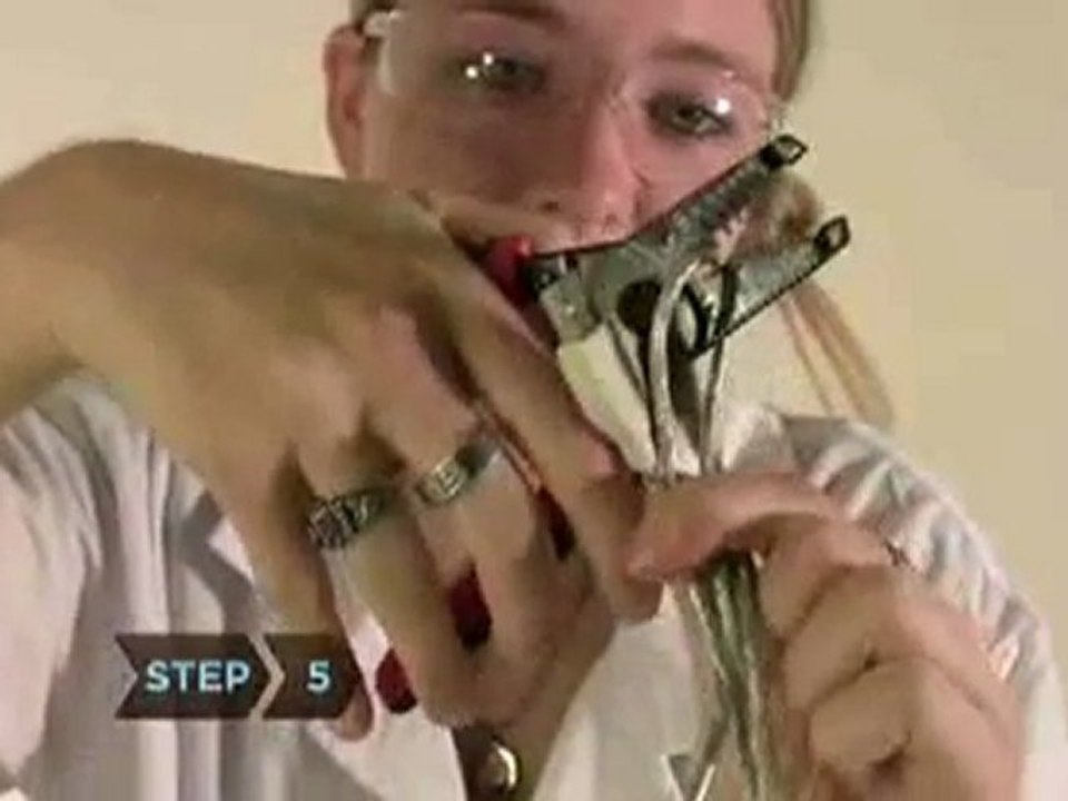 How to Make a Solar Charging Bag - Solar Battery