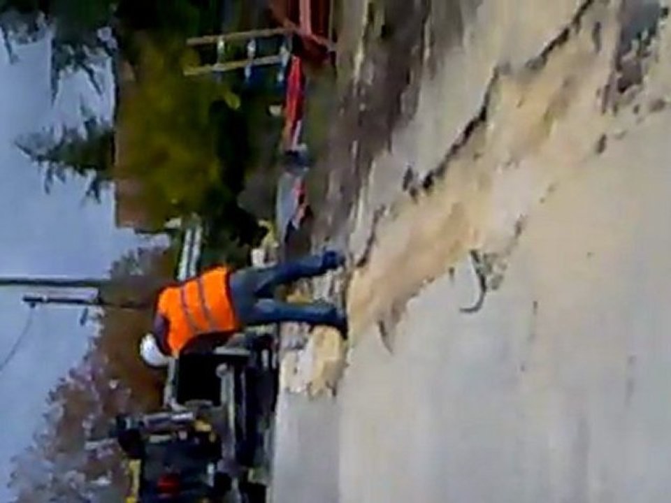 06122011011