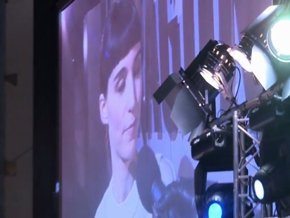 Rooney Mara Wows at Dragon Tattoo London Premiere