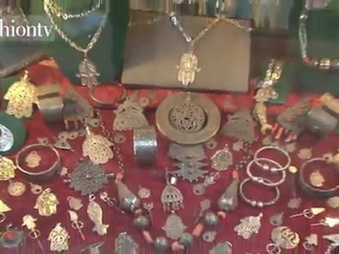 Shopping in Tunis Market: Fashion Destination | FTV