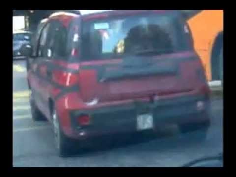 Napoli - La nuova FIAT Panda in giro per la città