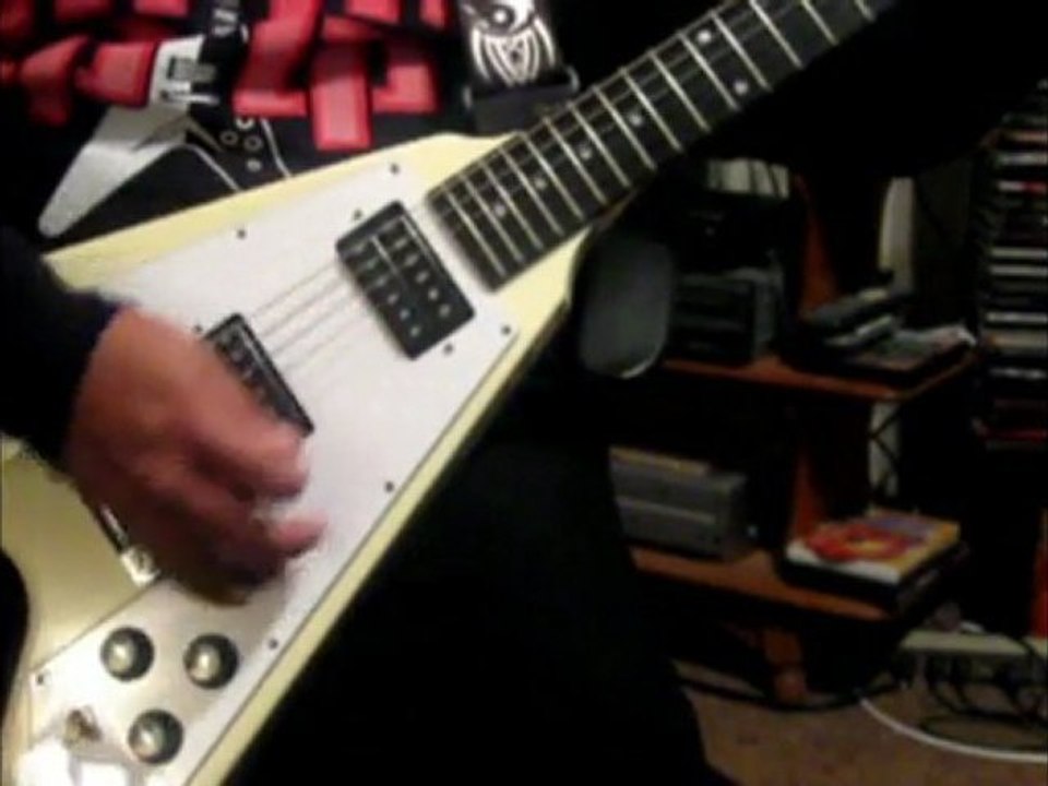 SCORPIONS [ WHERE THE RIVER FLOWS ]  AXE'S ELECTRIC PLAY ALONG  VIDEO 2