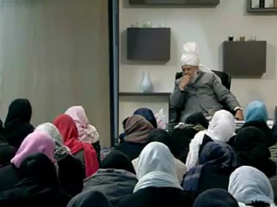 Gulshan-e-Waqfe Nau (Nasirat) Class: 2nd January 2010 - Part 7 (Urdu)