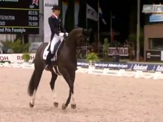 Rotterdam 2011/08/21 Charlotte Dujardin (GBR) & Valegro Reprise Libre en Musique