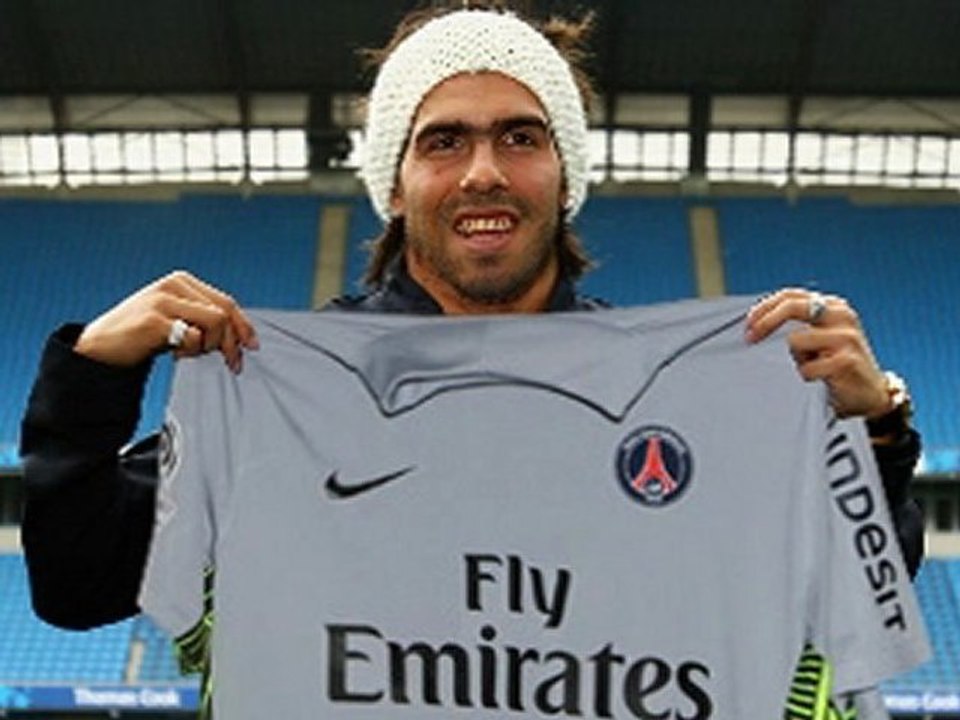 Carlos Tévez signe au psg