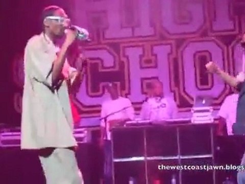 Snoop Dogg & Wiz Khalifa Drop It Like It's Hot Live @ High School Tour, the Wiltern, Los Angeles, CA, 12-13-2011 Pt.7