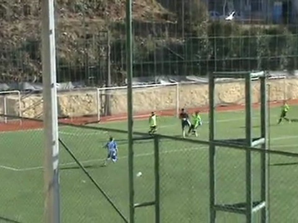 Mecidiyeköy Beştelsiz Maçı 5 10 -12 -2011 maç sonucu mecidiyeköy 3 beştelsiz 1