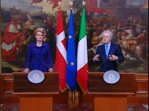 Monti - Conferenza stampa al termine dell'incontro Monti - Thorning Schmidt