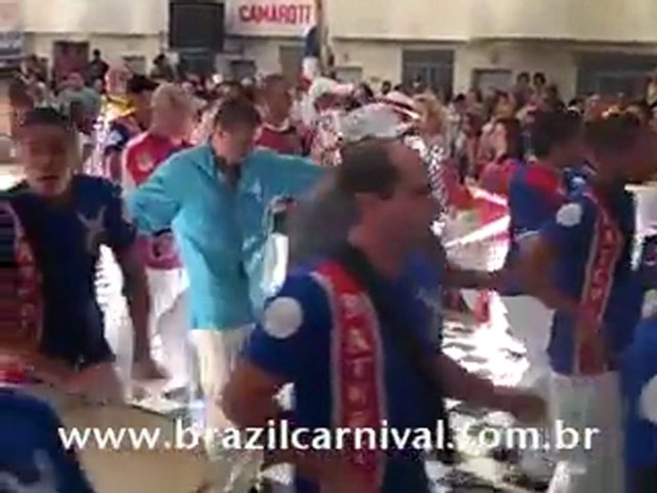 Bailando Samba y Carnaval de Brasil Increible Show Rio ...