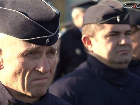 Cérémonie de translation du drapeau des Compagnies Républicaines de Sécurité à la CRS 1 de Vélizy