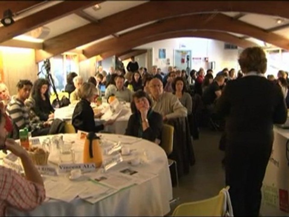 Isabelle PIQUES, chargée de communication à l'Agence de l'eau Adour-Garonne