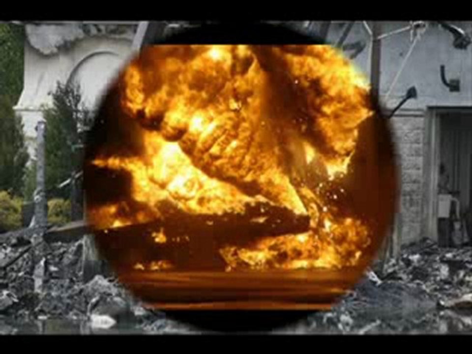 Une Statue colossale de Jésus réduite en cendre. INCROYABLE !