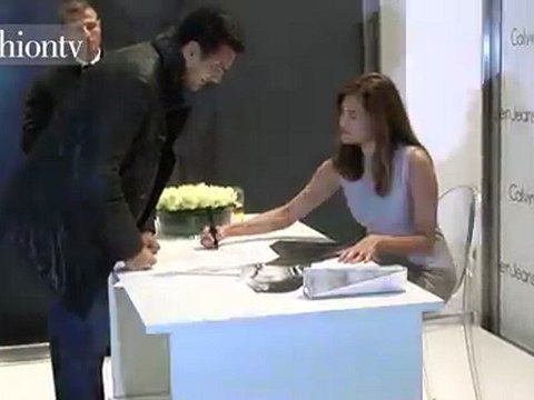 Eva Mendez at Calvin Klein Jeans Store Opening | FTV