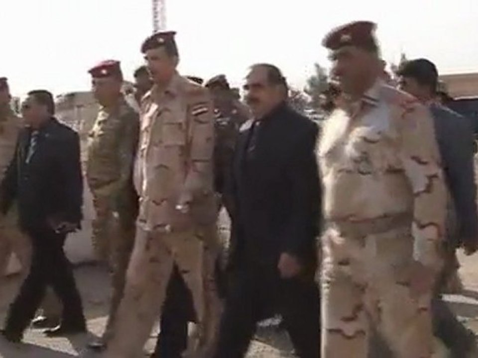 US troops withdraw from Iraqi base