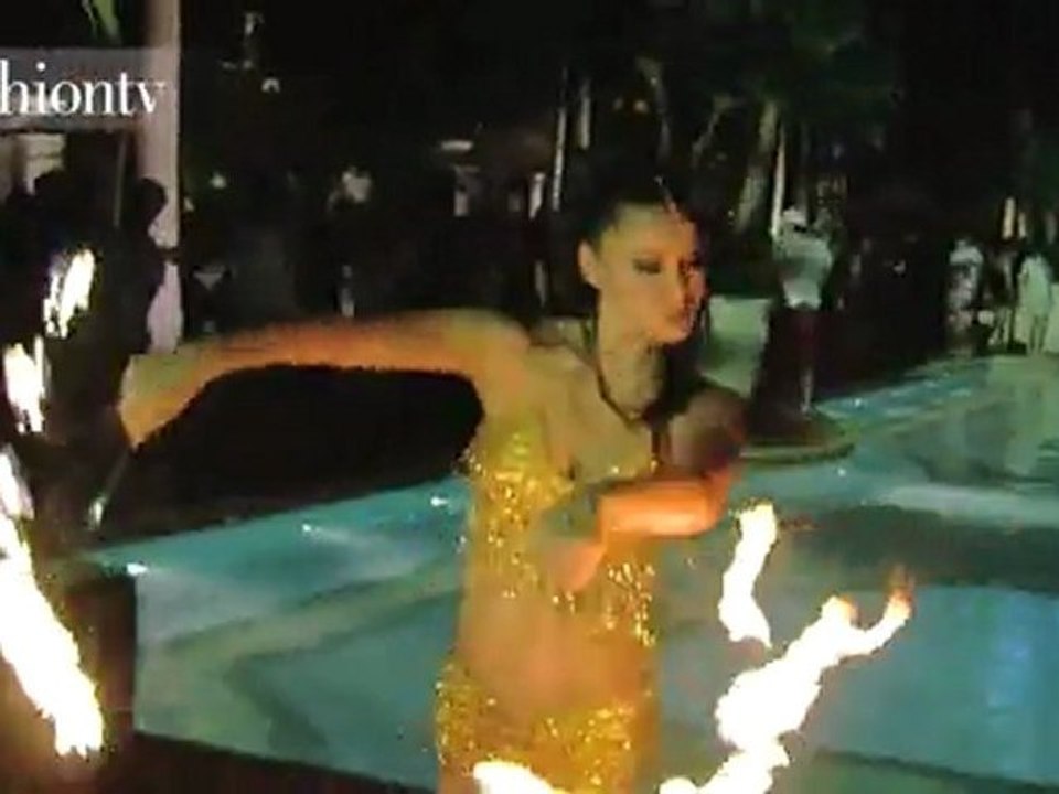 Lady Gaga Pool Party in Venetian, Macau  | FTV