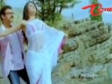 Bodyguard Song Trailer -  Venkatesh Trisha - 02