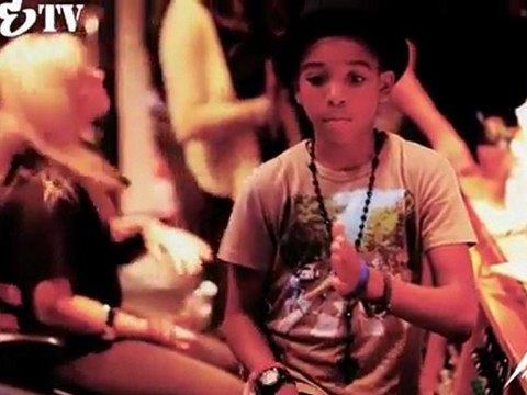 Chris Brown - Breezy Art...Dance