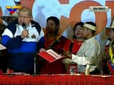 (VIDEO) Presidente entrega Titulos de Tierra a varias etnias indigenas de la Sierra de Perija