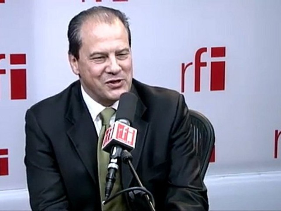 Jean-Christophe Cambadelis, secrétaire national du parti socialiste français , chargé de l'Europe et des relations internationales