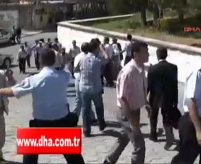 Töre Kurbanı Demet'e Adliye Çıkışı Linç Girişimi - Bitlis News