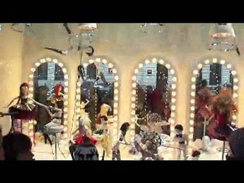 VITRINES NOEL GALERIES LAFAYETTE 2011