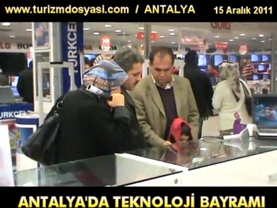 MEDİA MARKT AÇILDI, GOLD BİLGİSAYAR DA SATIŞ REKORU KIRDI