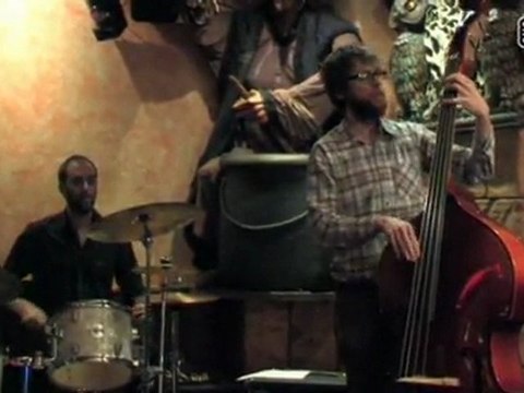 JOHN COINTREAU TRIO – Satin Doll @ Barruti Rock (15/12/2011 Witch Club Bilbao)