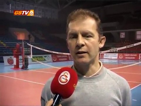 Bayan Voleybol Maça Doğru