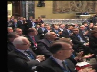 El Parlamento italiano respalda el plan de ajuste de Monti