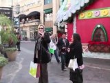 Jane Lynch fait du shopping au Grove à Los Angeles