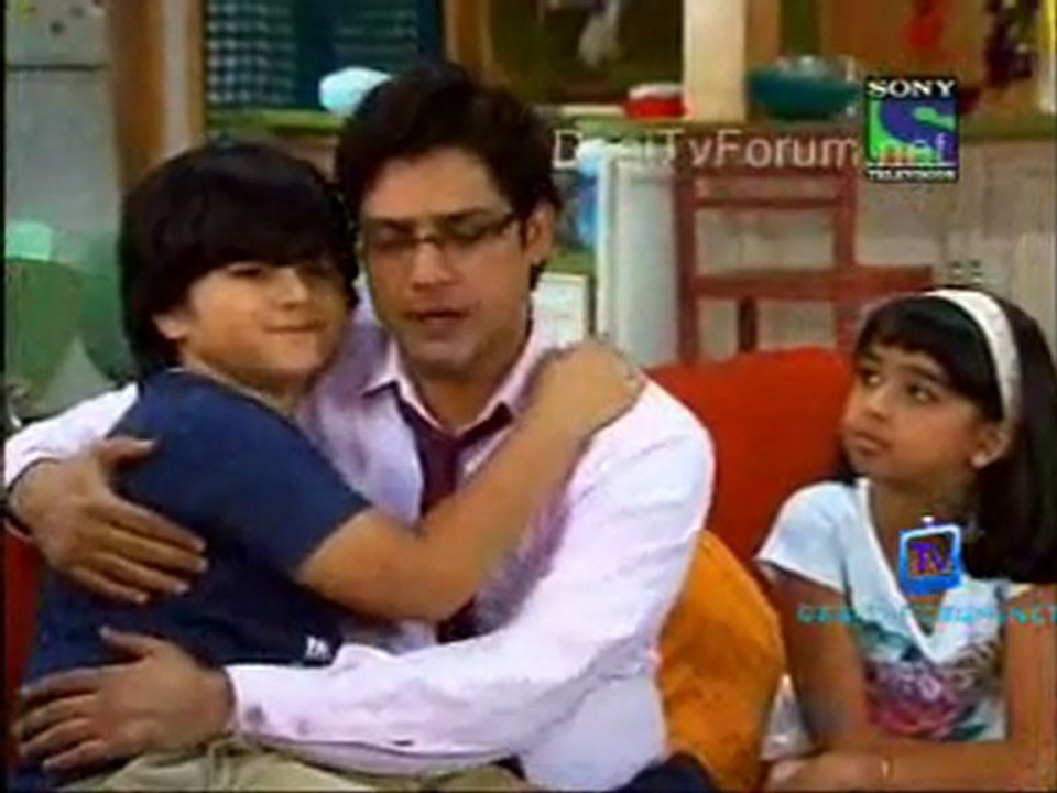 Parvarish Kuch Khatti Kuch Meethi - 16th December 2011 Watch p4